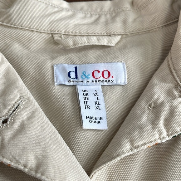 Denim & Co. Cotton Lightweight Jacket Button up High Low Tan Embroidered Size L - Picture 3 of 9